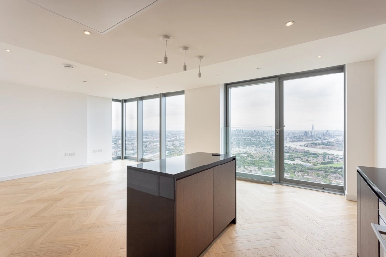2 bedrooms apartments/flats for sale in Marsh Wall, Canary Wharf - E14 view 2