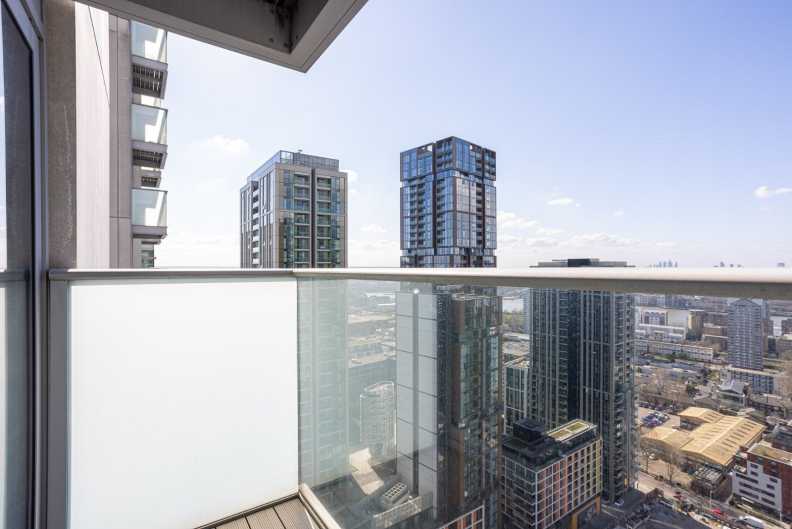 1 bedroom apartments/flats to sale in Pan Peninsula Square, Canary Wharf, London-image 5
