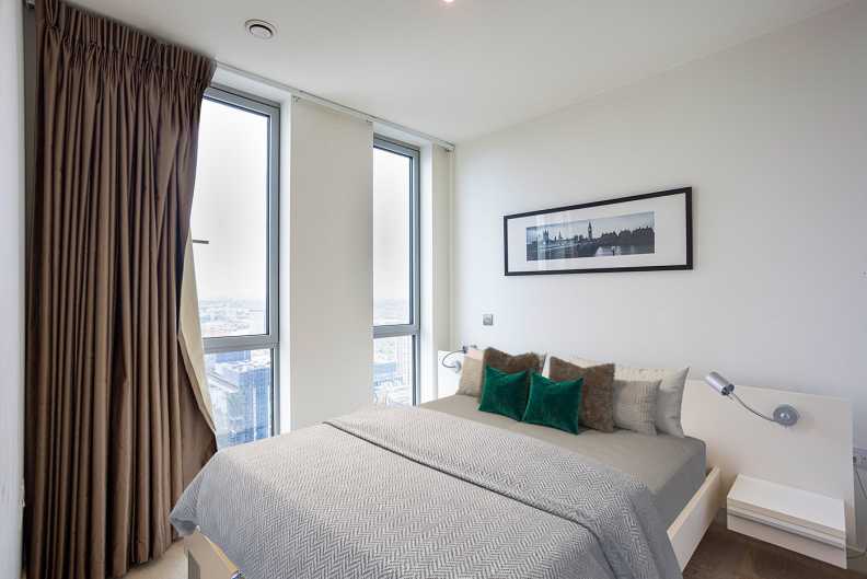 2 bedrooms apartments/flats to sale in Pan Peninsula F, Canary Wharf-image 9