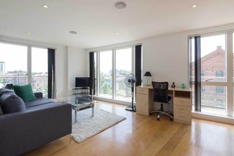 3 bedrooms apartments/flats to sale in Seven Sea Gardens, Bromley-By-Bow-image 12