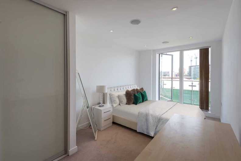 3 bedrooms apartments/flats to sale in Seven Sea Gardens, Bromley-By-Bow-image 9