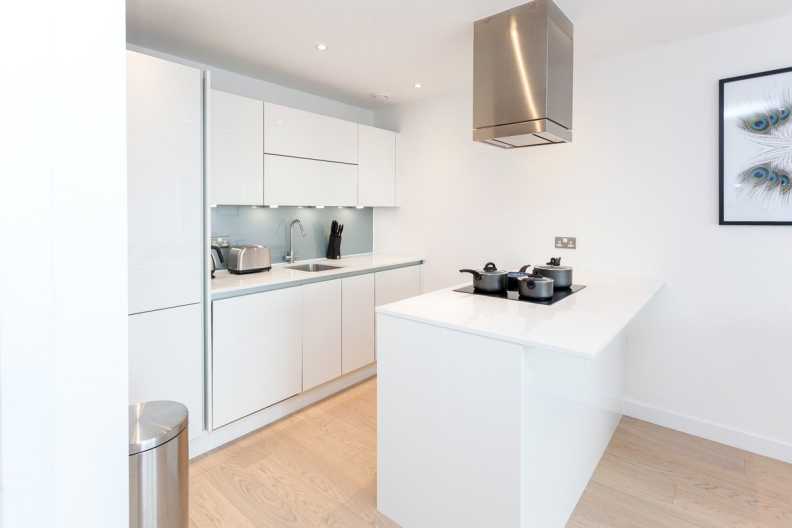 2 bedrooms apartments/flats to sale in Horizons Tower, 1 Yabsley Street, Canary Wharf-image 8