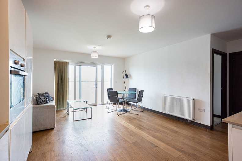 1 bedroom apartments/flats to sale in Abbey Road, Barking-image 2