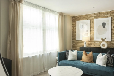 Cock Lane, Farringdon - EC1A view 9