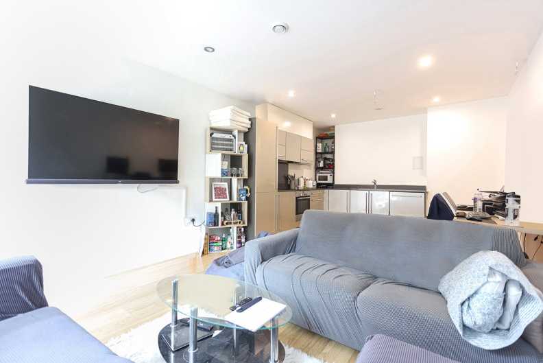2 bedrooms apartments/flats to sale in Salton Square, Limehouse-image 11
