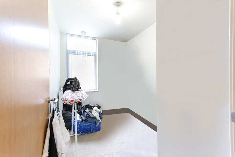 2 bedrooms apartments/flats to sale in Salton Square, Limehouse-image 15