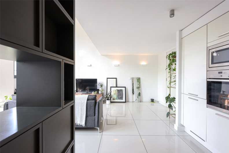 2 bedrooms apartments/flats to sale in Richmond Road, Hackney-image 9