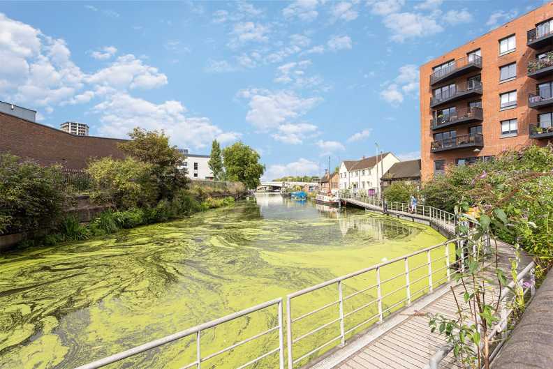 2 bedrooms apartments/flats to sale in Block Evergreen Point, Twelve Trees Park, West Ham-image 6