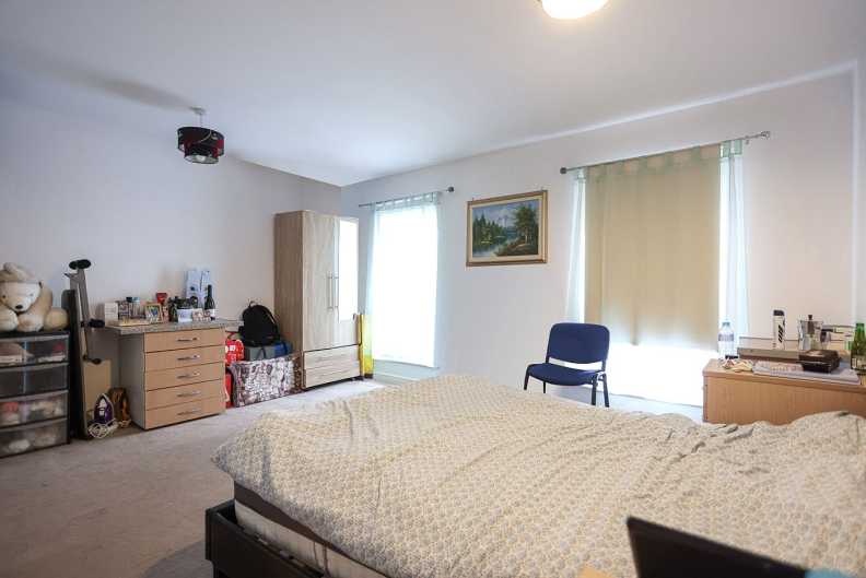 4 bedrooms houses to sale in Scholars Way, Dagenham-image 14