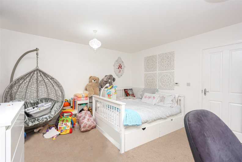 4 bedrooms houses to sale in Scholars Way, Dagenham-image 10