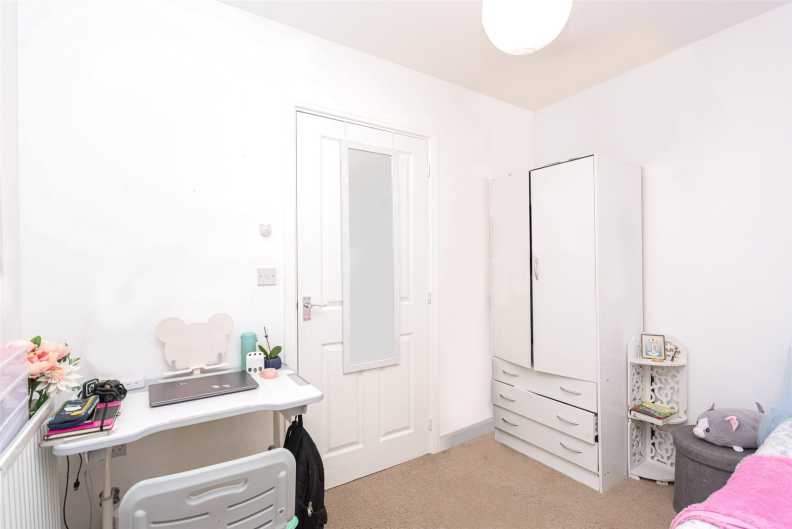 4 bedrooms houses to sale in Scholars Way, Dagenham-image 12