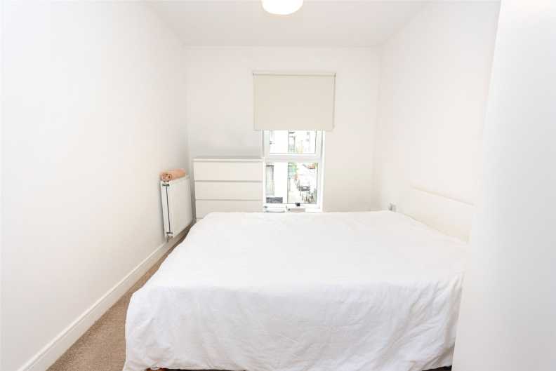 4 bedrooms houses to sale in Scholars Way, Dagenham-image 15