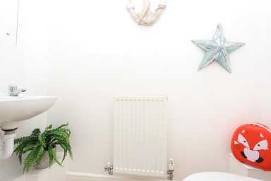 Scholars Way, Dagenham - RM8 view 21