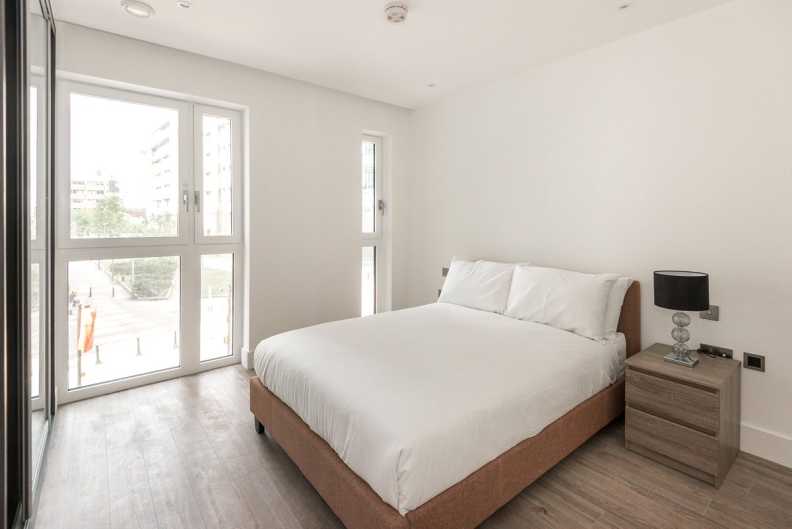 3 bedrooms apartments/flats to sale in New Drum Street, Aldgate East-image 7