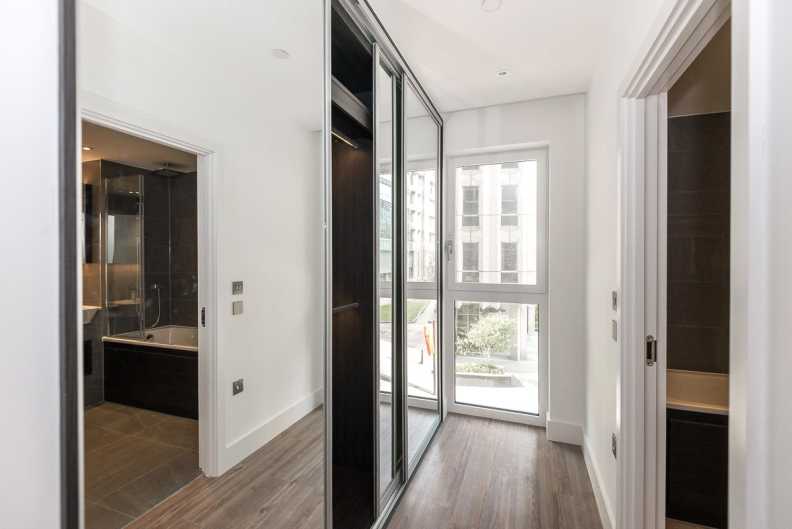 3 bedrooms apartments/flats to sale in New Drum Street, Aldgate East-image 11
