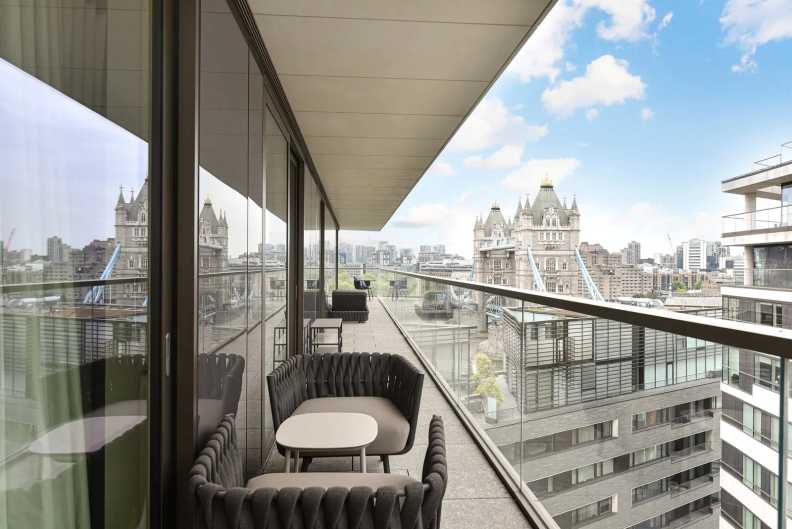 2 bedrooms apartments/flats to sale in Earls Way, Tower Bridge-image 10