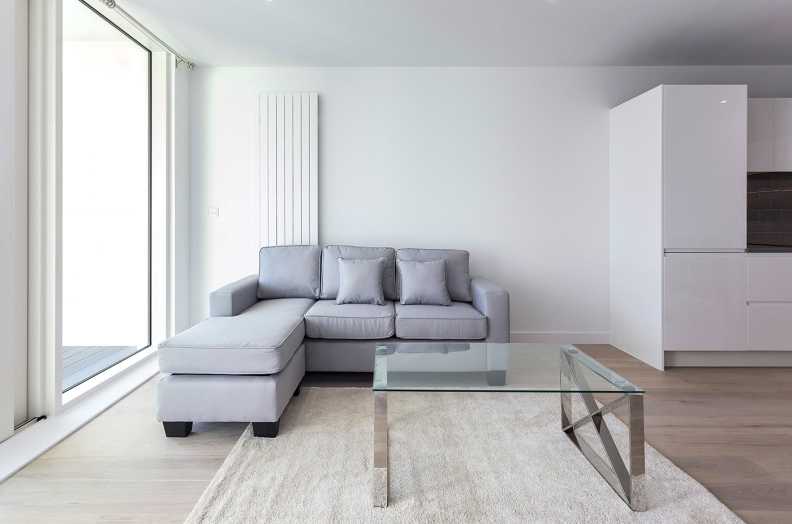 1 bedroom apartments/flats to sale in Royal Crest Avenue, Pontoon Dock-image 4