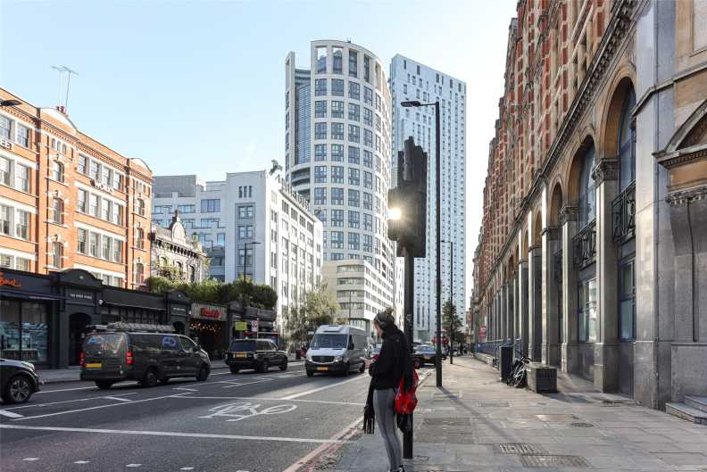 2 bedrooms apartments/flats to sale in City Road, Old Street-image 7