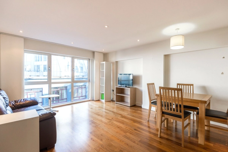 2 bedrooms apartments/flats for sale in Clerkenwell Road, Farringdon - EC1M view 2