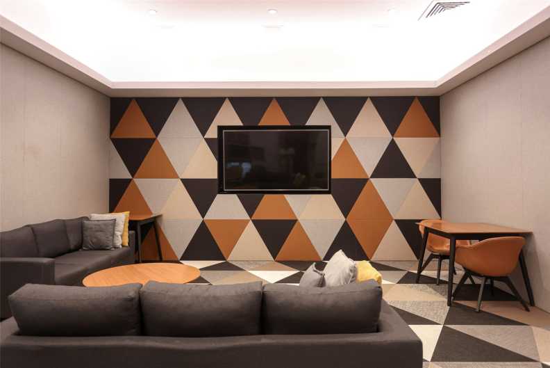1 bedroom apartments/flats to sale in Deauville Close, East India-image 23