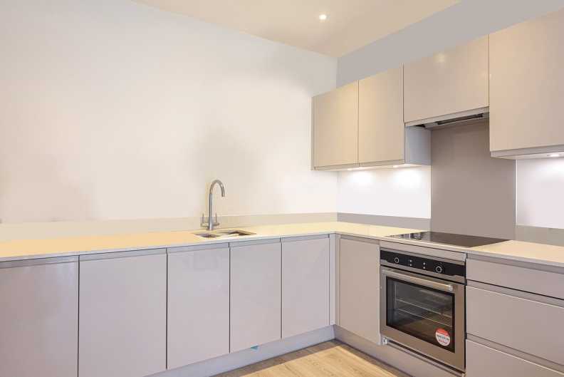 1 bedroom apartments/flats to sale in Deauville Close, East India-image 4