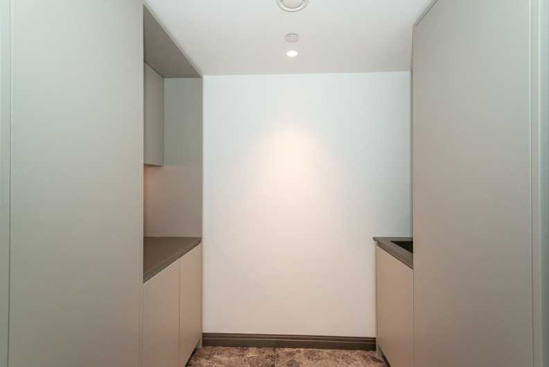 2 bedrooms apartments/flats to sale in Blackfriars Road, Southwark-image 11