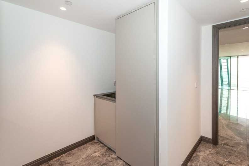 2 bedrooms apartments/flats to sale in Blackfriars Road, Southwark-image 11