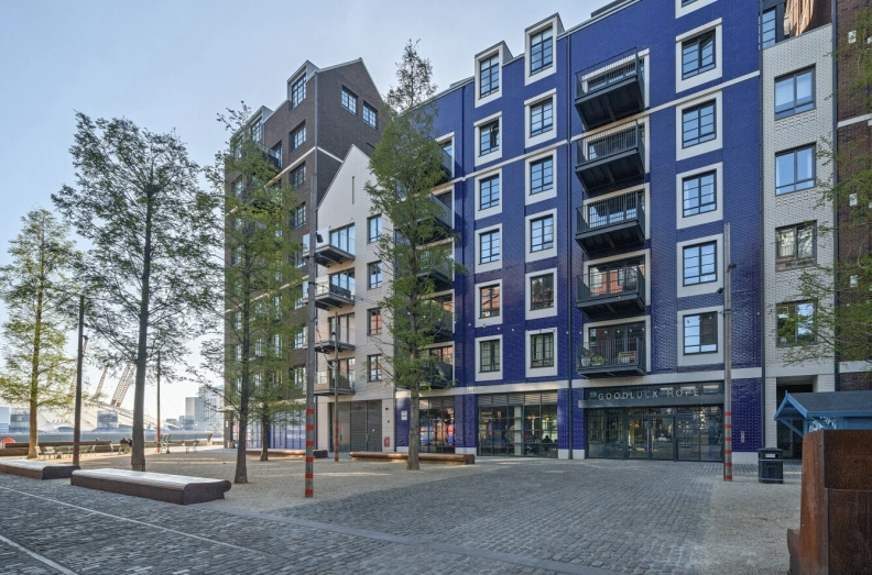 Studio apartments/flats to sale in Orchard Place, East India Dock-image 11