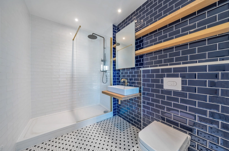 Studio apartments/flats to sale in Orchard Place, East India Dock-image 7