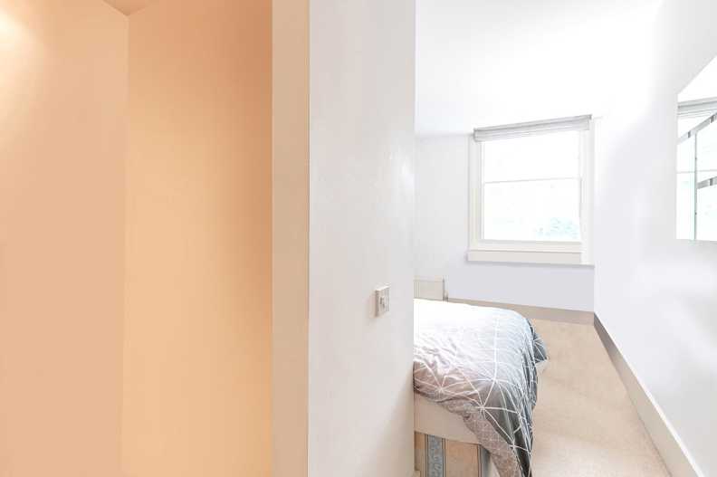 2 bedrooms apartments/flats to sale in Theobalds Road, Holborn-image 9