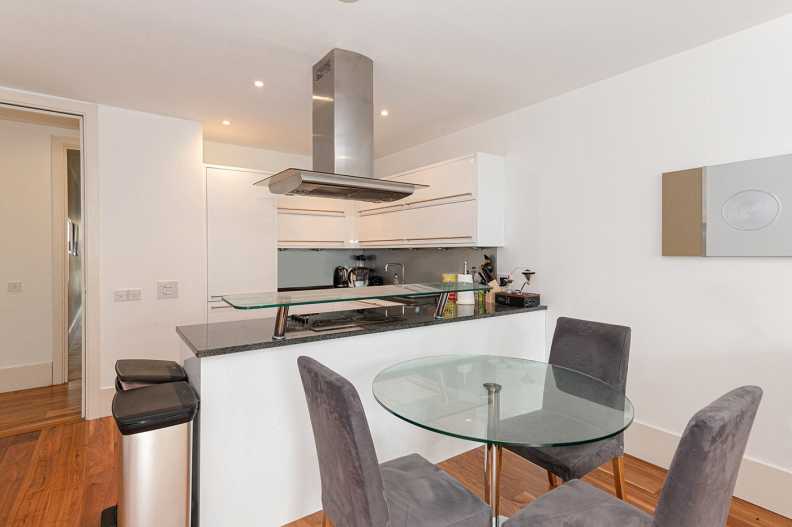 2 bedrooms apartments/flats to sale in Theobalds Road, Holborn-image 13