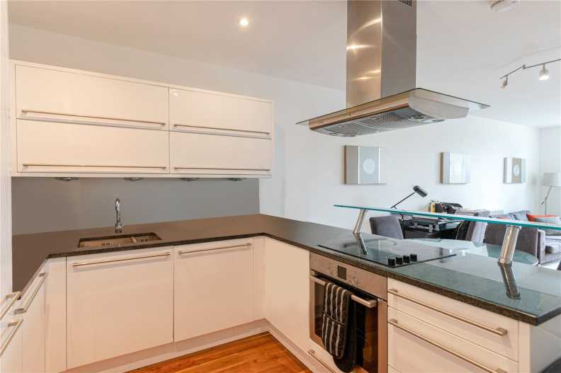 2 bedrooms apartments/flats to sale in Theobalds Road, Holborn-image 4