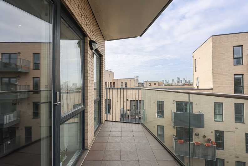 2 bedrooms apartments/flats to sale in Freda Street, Bermondsey-image 6