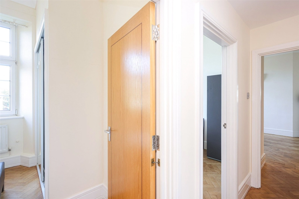 2 bedrooms apartments/flats for sale in Rosebery Avenue, Angel - EC1R view 6