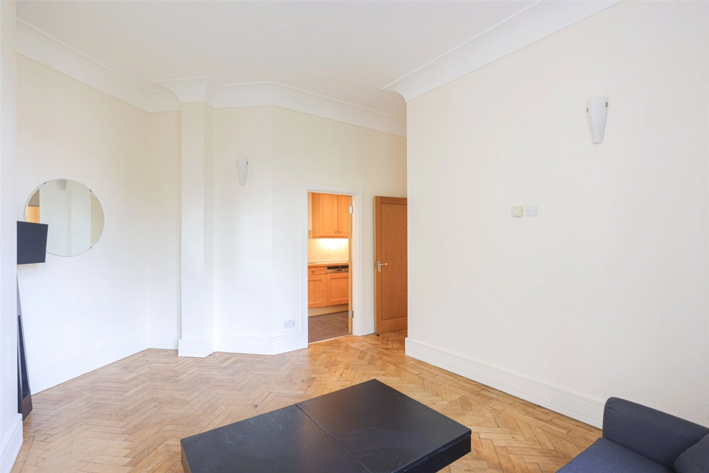 2 bedrooms apartments/flats for sale in Rosebery Avenue, Angel - EC1R view 4