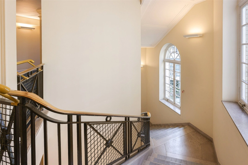 2 bedrooms apartments/flats for sale in Rosebery Avenue, Angel - EC1R view 12