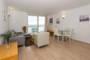 Blackwall Way, Blackwall - E14 view 8