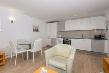 Blackwall Way, Blackwall - E14 view 4