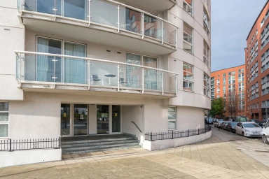 Blackwall Way, Blackwall - E14 view 12