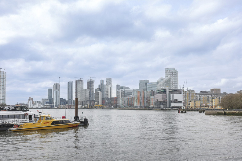 1 bedroom apartments/flats to sale in Orchard Place, East India Dock-image 15