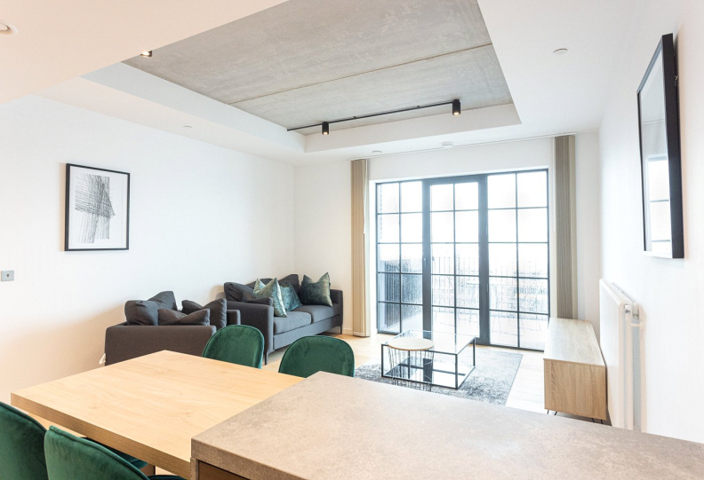 1 bedroom apartments/flats to sale in Orchard Place, East India Dock-image 9