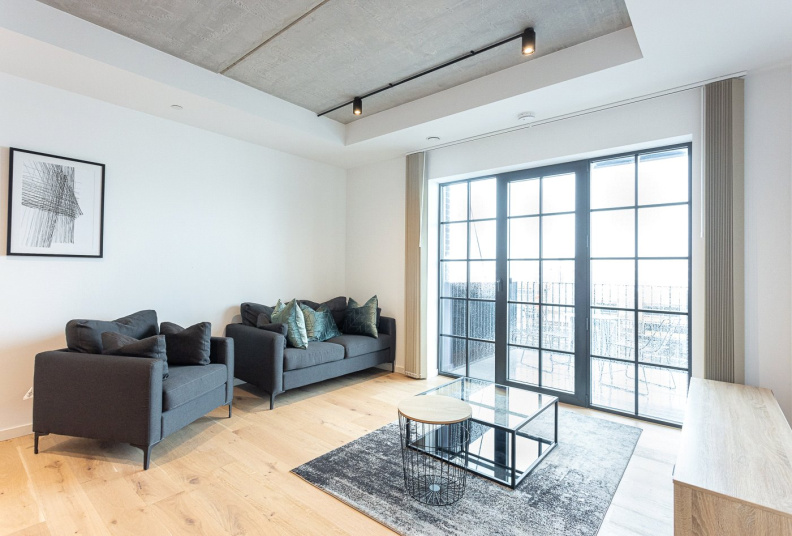 1 bedroom apartments/flats to sale in Orchard Place, East India Dock-image 1