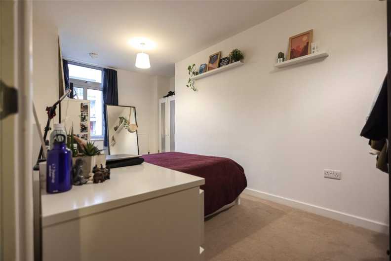 2 bedrooms apartments/flats to sale in Salton Square, Poplar-image 8