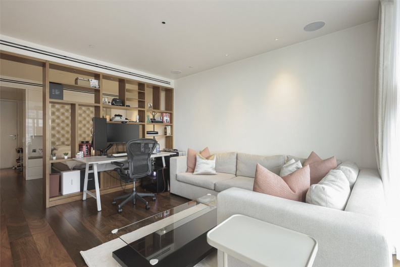 1 bedroom apartments/flats to sale in Moor Lane, Moorgate-image 1