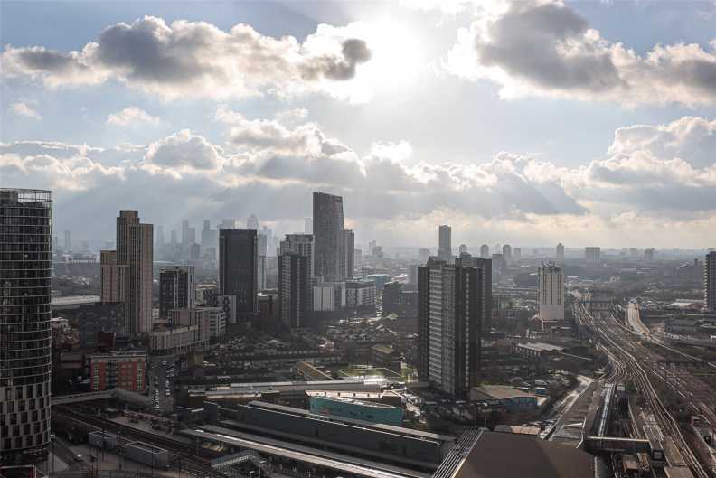 2 bedrooms apartments/flats to sale in Great Eastern Road, Stratford-image 9
