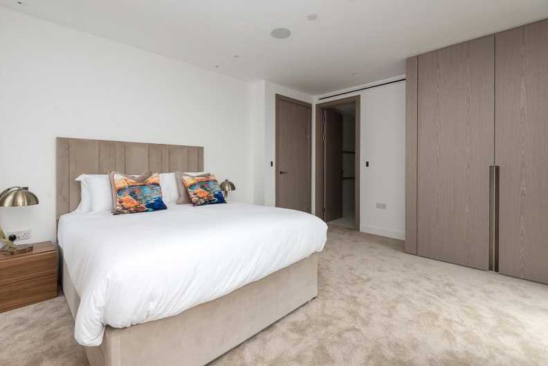 3 bedrooms apartments/flats to sale in Vaughan Way, Wapping-image 16