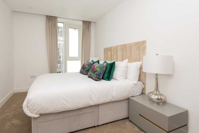 3 bedrooms apartments/flats to sale in Vaughan Way, Wapping-image 8