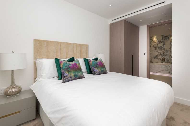 3 bedrooms apartments/flats to sale in Vaughan Way, Wapping-image 17