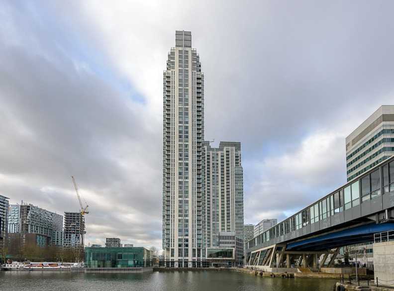 2 bedrooms to sale in Pan Peninsula Square, South Quay-image 12