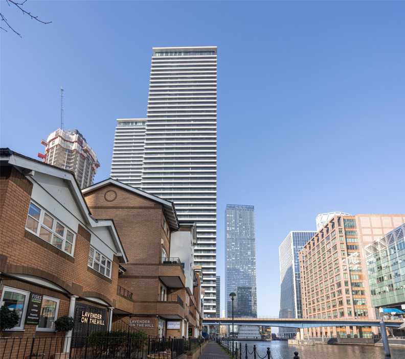 Studio apartment for Sale in Wards Place, Canary Wharf, E14, London